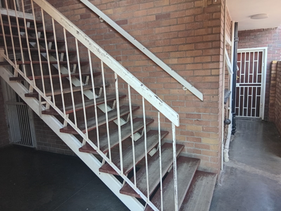 1 Bedroom Property for Sale in Germiston South Gauteng