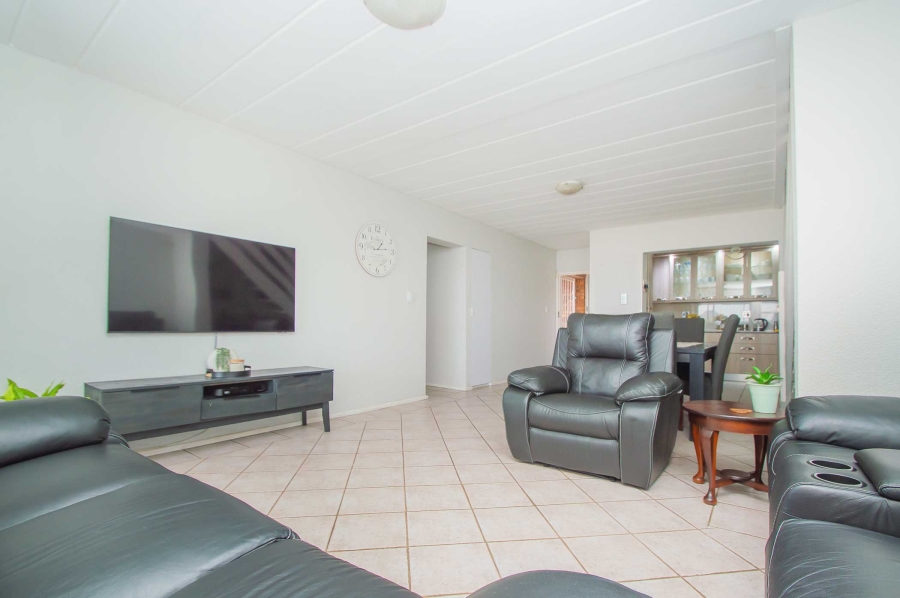 3 Bedroom Property for Sale in Amorosa Gauteng
