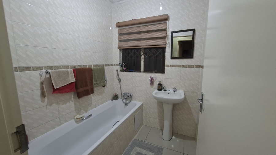 3 Bedroom Property for Sale in Cosmo City Gauteng