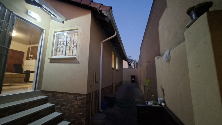 3 Bedroom Property for Sale in Cosmo City Gauteng