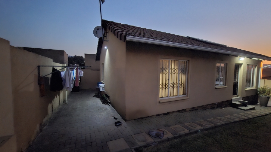 3 Bedroom Property for Sale in Cosmo City Gauteng