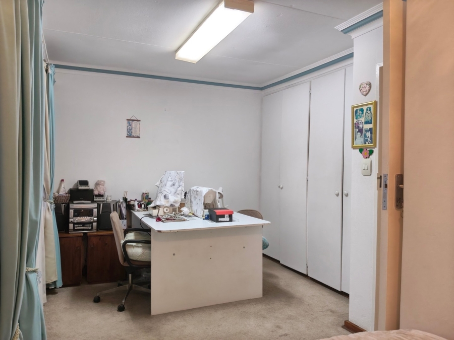 3 Bedroom Property for Sale in Raceview Gauteng