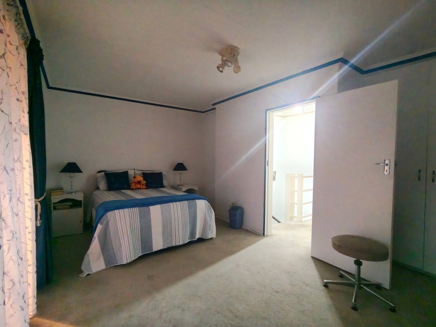 3 Bedroom Property for Sale in Raceview Gauteng