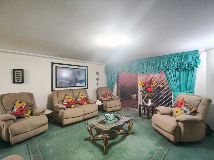 3 Bedroom Property for Sale in Raceview Gauteng