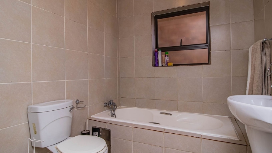2 Bedroom Property for Sale in Brentwood Park Gauteng