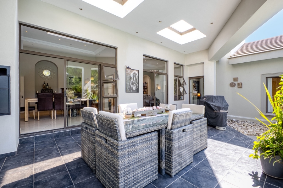To Let 4 Bedroom Property for Rent in Dainfern Valley Gauteng
