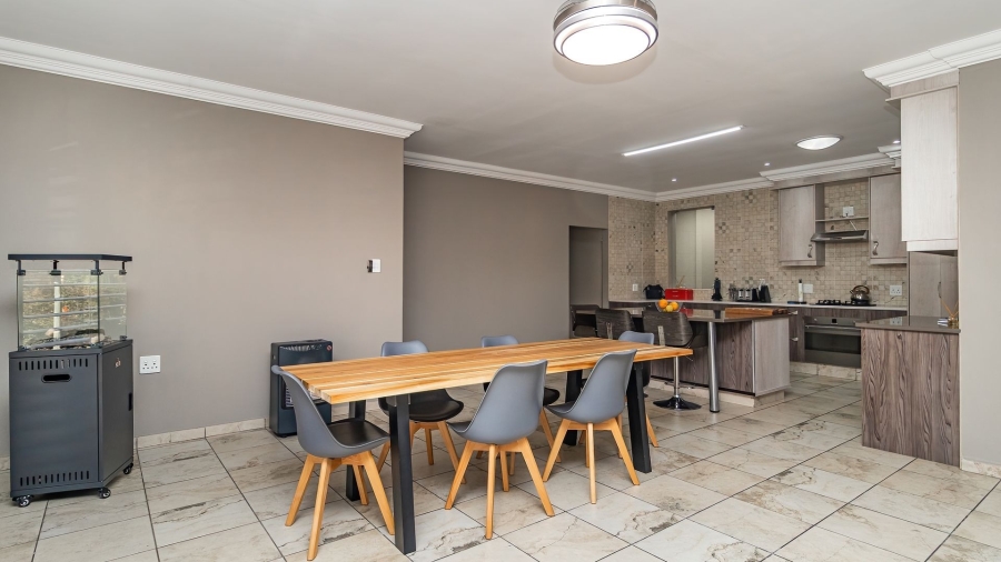 3 Bedroom Property for Sale in Beyers Park Gauteng