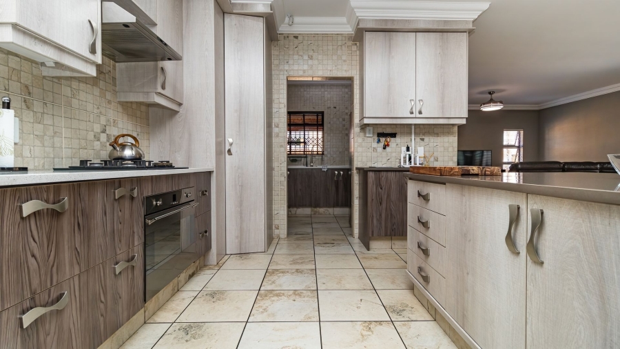 3 Bedroom Property for Sale in Beyers Park Gauteng