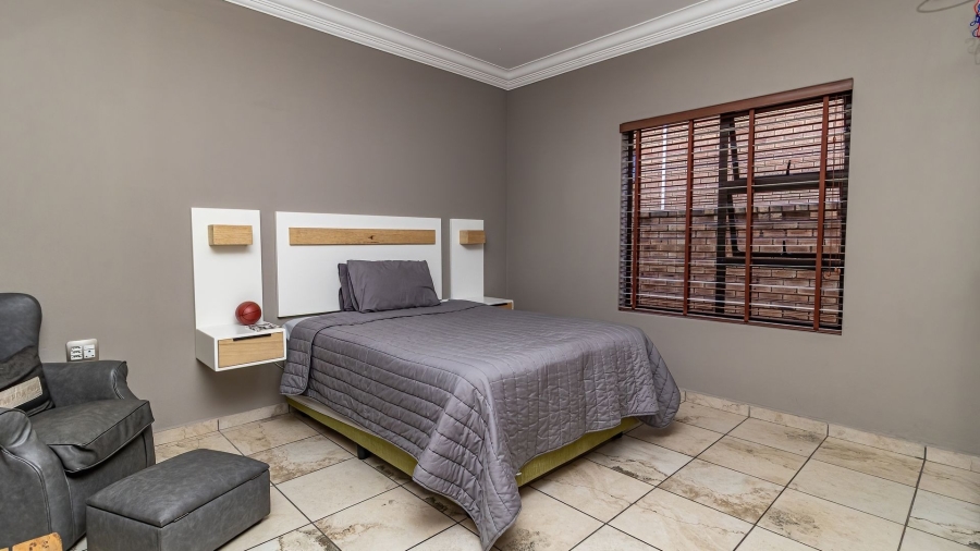 3 Bedroom Property for Sale in Beyers Park Gauteng