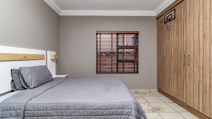 3 Bedroom Property for Sale in Beyers Park Gauteng