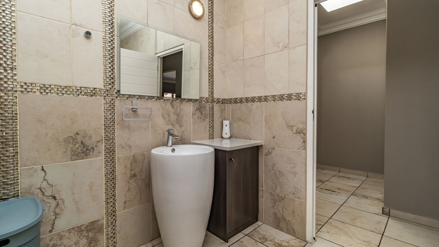 3 Bedroom Property for Sale in Beyers Park Gauteng