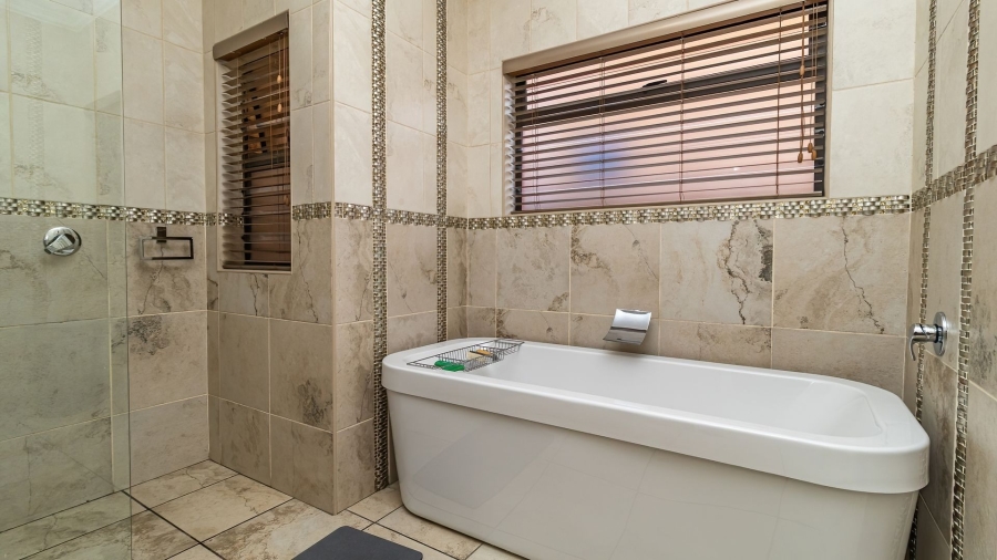 3 Bedroom Property for Sale in Beyers Park Gauteng
