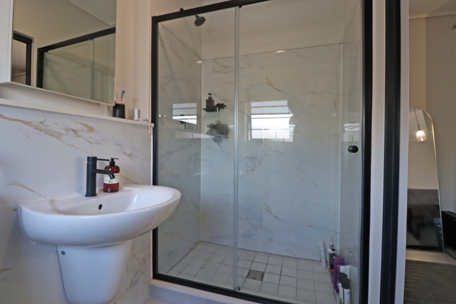 To Let 3 Bedroom Property for Rent in Crowthorne AH Gauteng