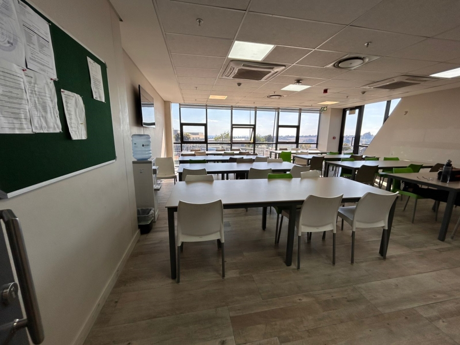 To Let Commercial Property for Rent in Louwlardia Gauteng