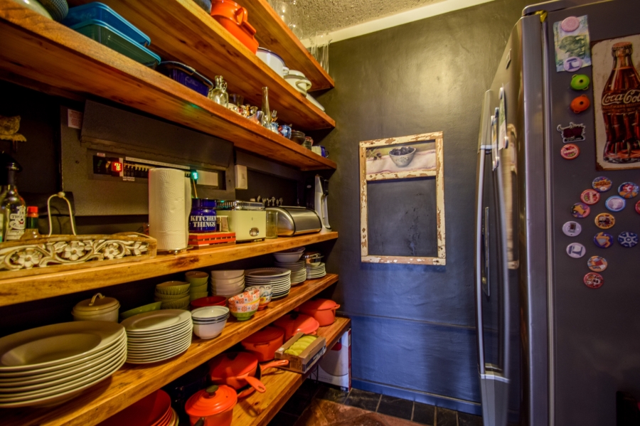 4 Bedroom Property for Sale in Garsfontein Gauteng