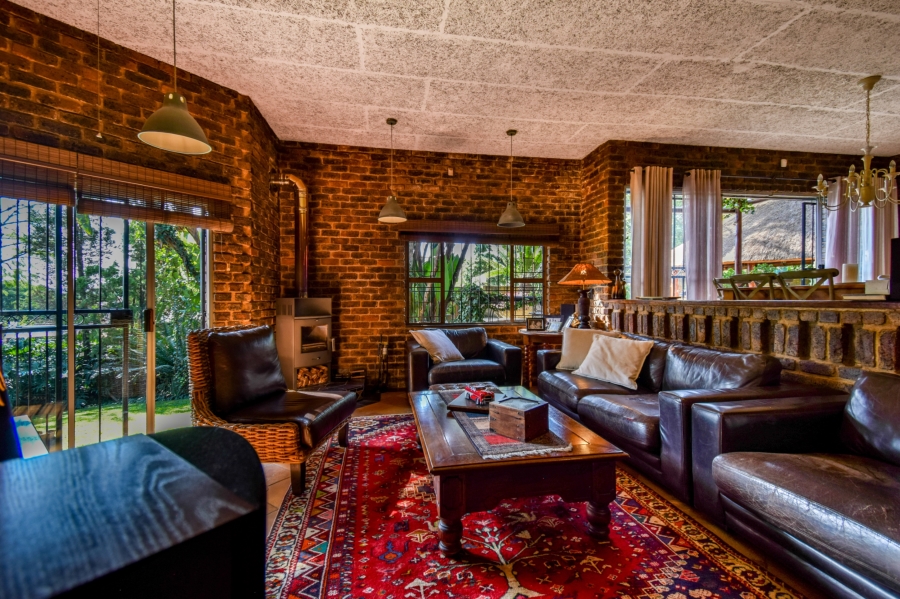 4 Bedroom Property for Sale in Garsfontein Gauteng