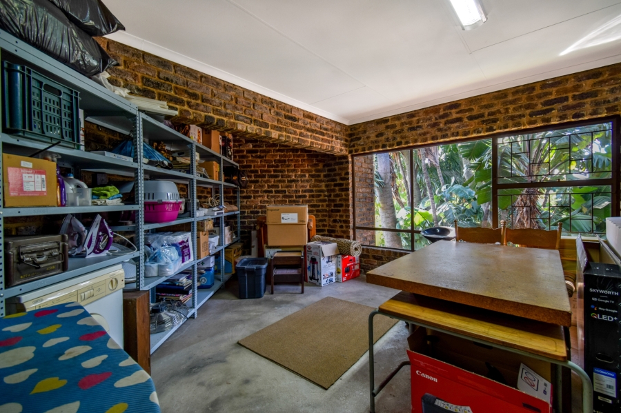 4 Bedroom Property for Sale in Garsfontein Gauteng