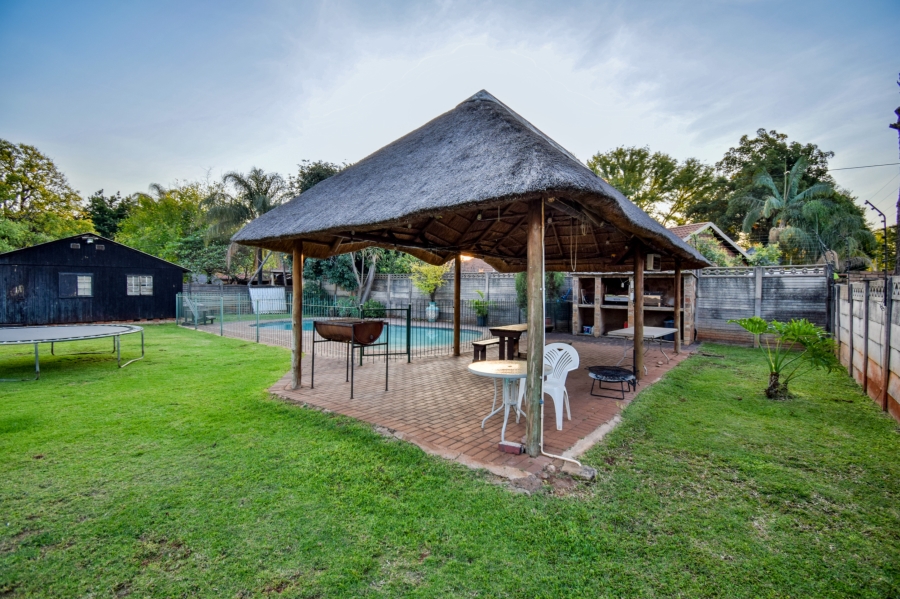 3 Bedroom Property for Sale in Sinoville Gauteng