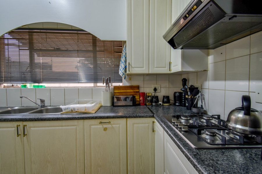 3 Bedroom Property for Sale in Sinoville Gauteng