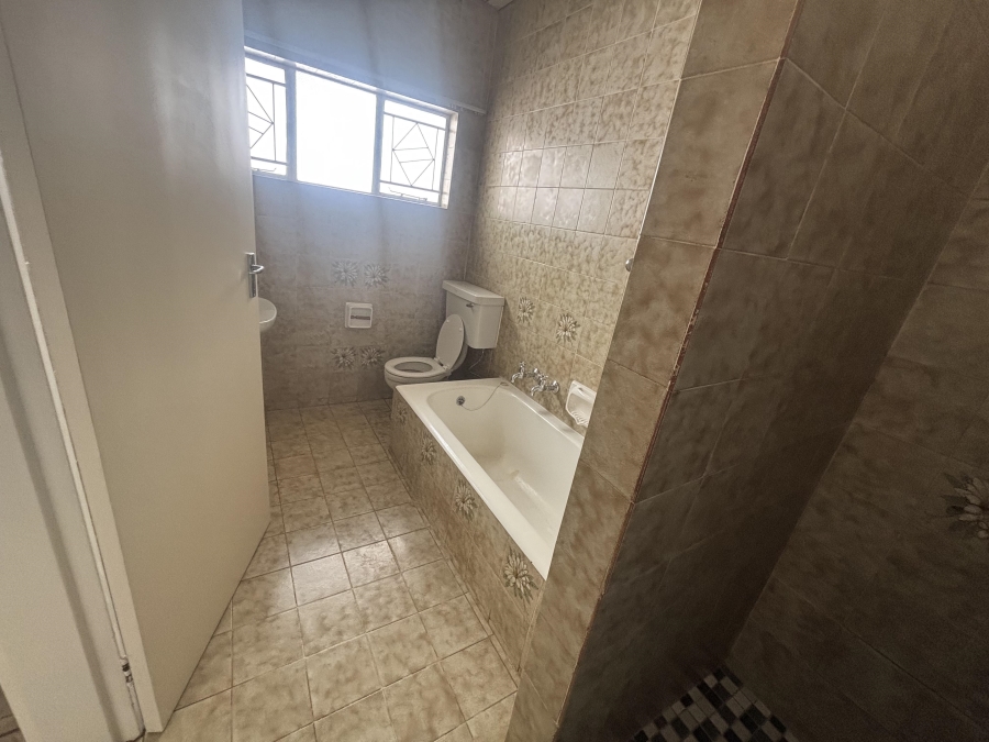 To Let 3 Bedroom Property for Rent in Muckleneuk Gauteng