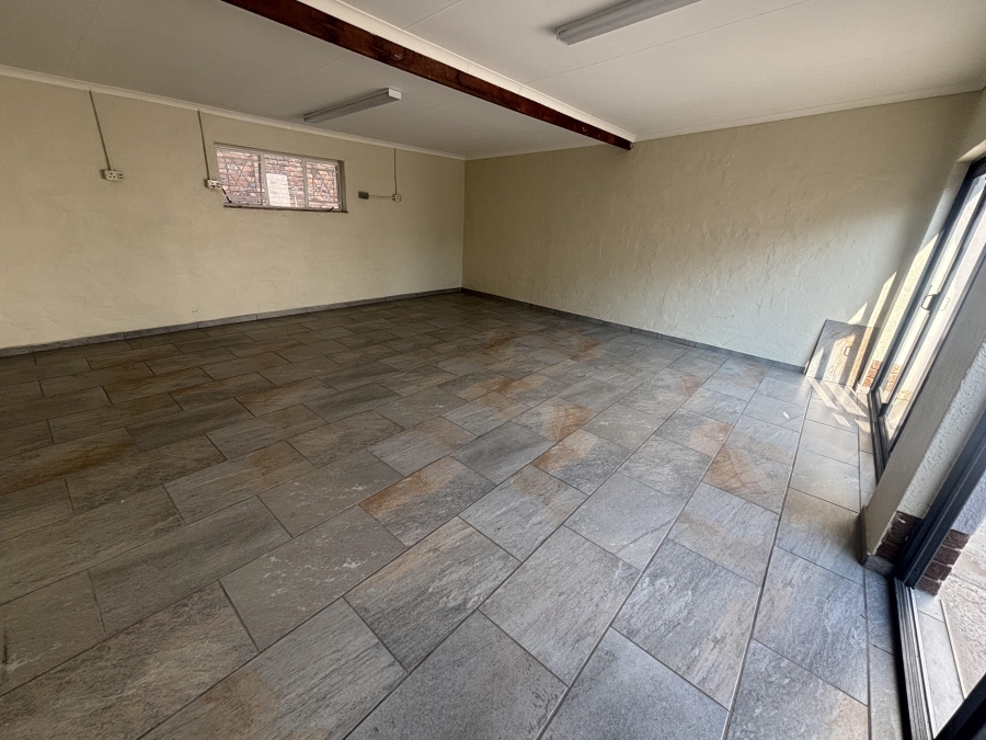 To Let 3 Bedroom Property for Rent in Muckleneuk Gauteng
