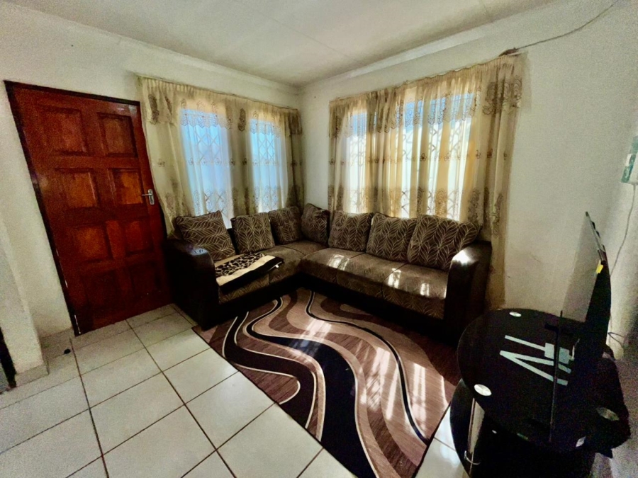 2 Bedroom Property for Sale in Nellmapius Gauteng