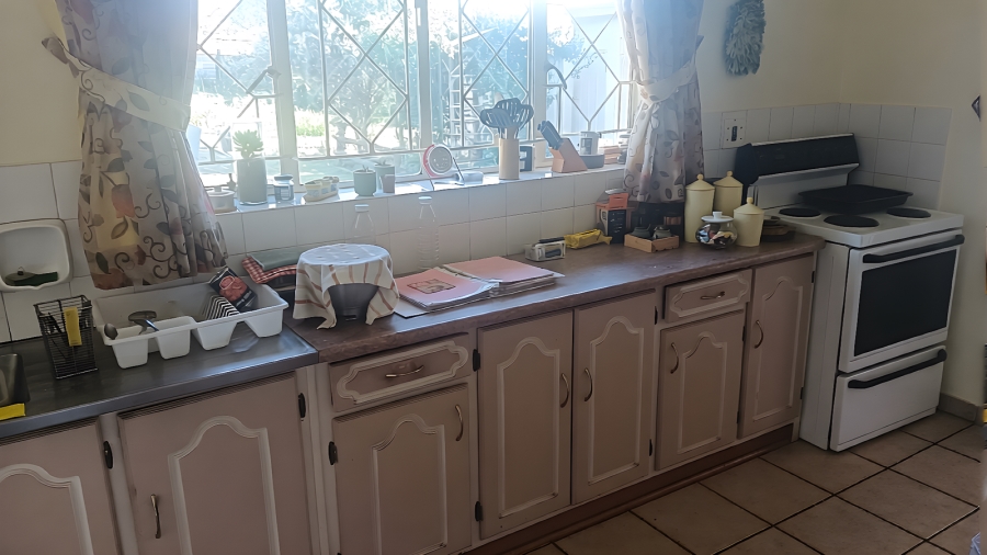 4 Bedroom Property for Sale in Edleen Gauteng