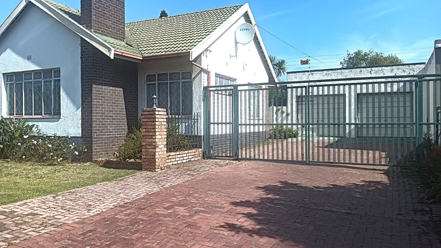 4 Bedroom Property for Sale in Edleen Gauteng