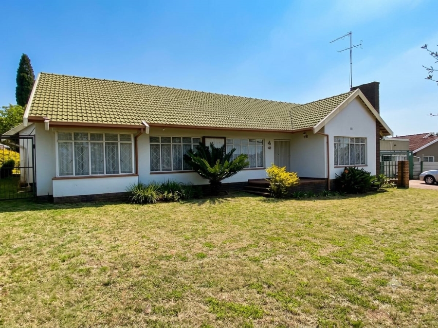 4 Bedroom Property for Sale in Edleen Gauteng