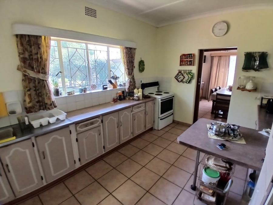 4 Bedroom Property for Sale in Edleen Gauteng