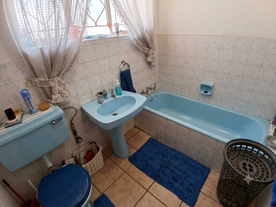 4 Bedroom Property for Sale in Edleen Gauteng