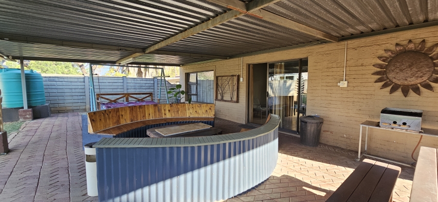 4 Bedroom Property for Sale in Three Rivers Gauteng