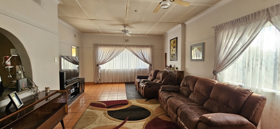 4 Bedroom Property for Sale in Three Rivers Gauteng