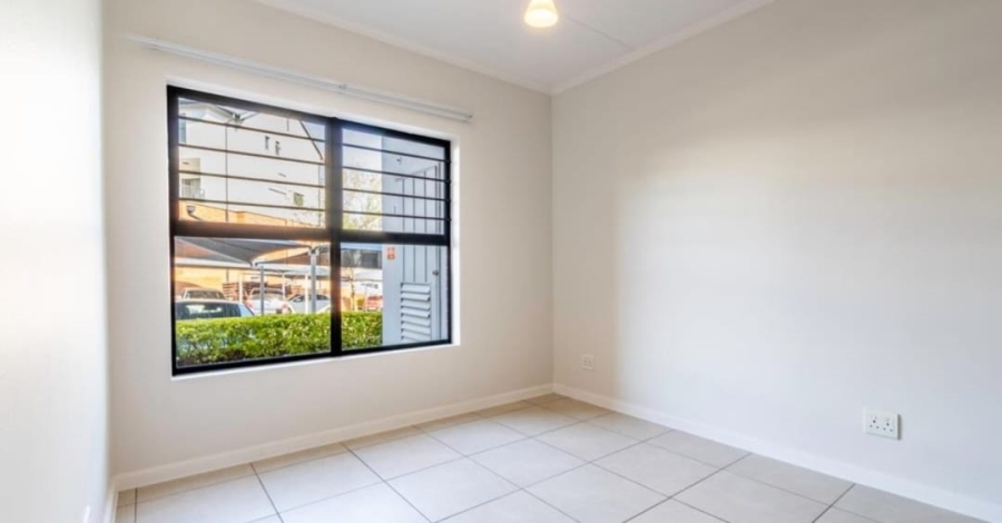To Let 3 Bedroom Property for Rent in Olivedale Gauteng