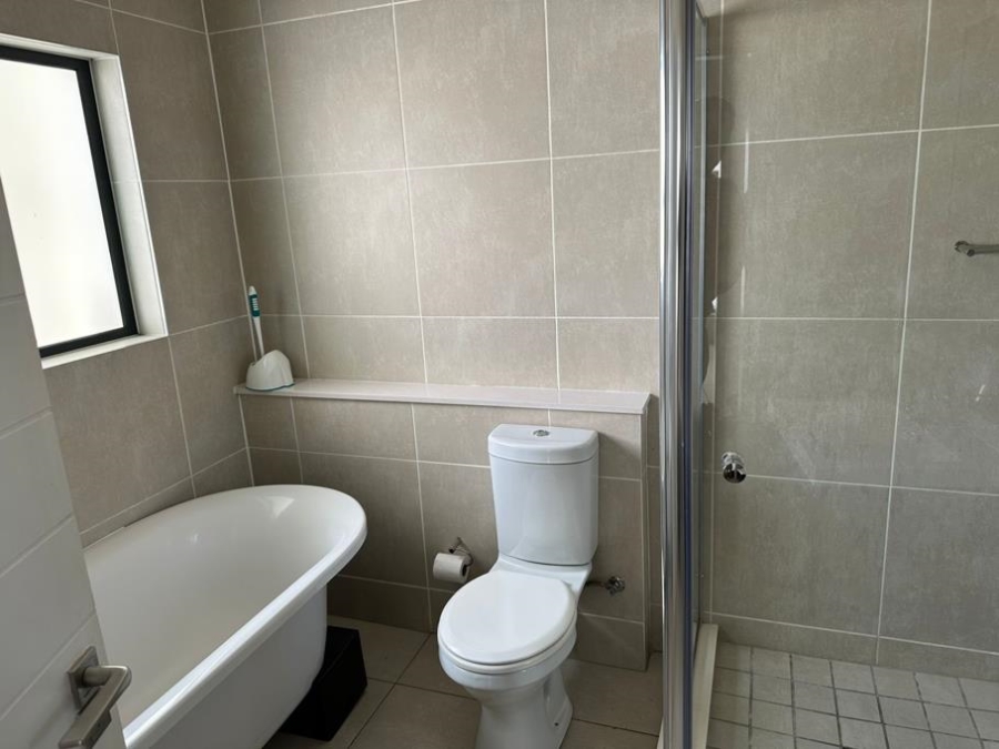 To Let 3 Bedroom Property for Rent in Petervale Gauteng