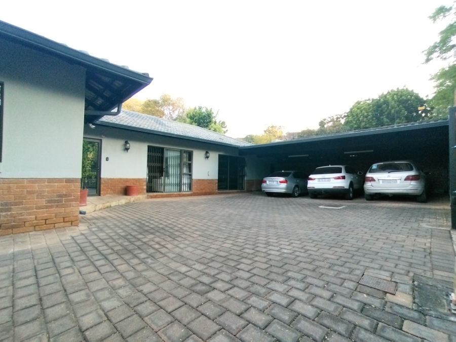 3 Bedroom Property for Sale in Lukasrand Gauteng