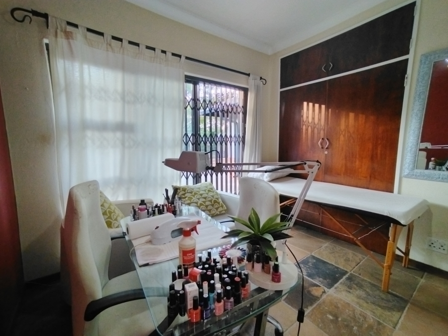 3 Bedroom Property for Sale in Lukasrand Gauteng