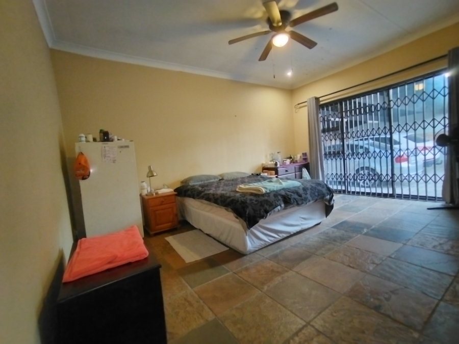3 Bedroom Property for Sale in Lukasrand Gauteng