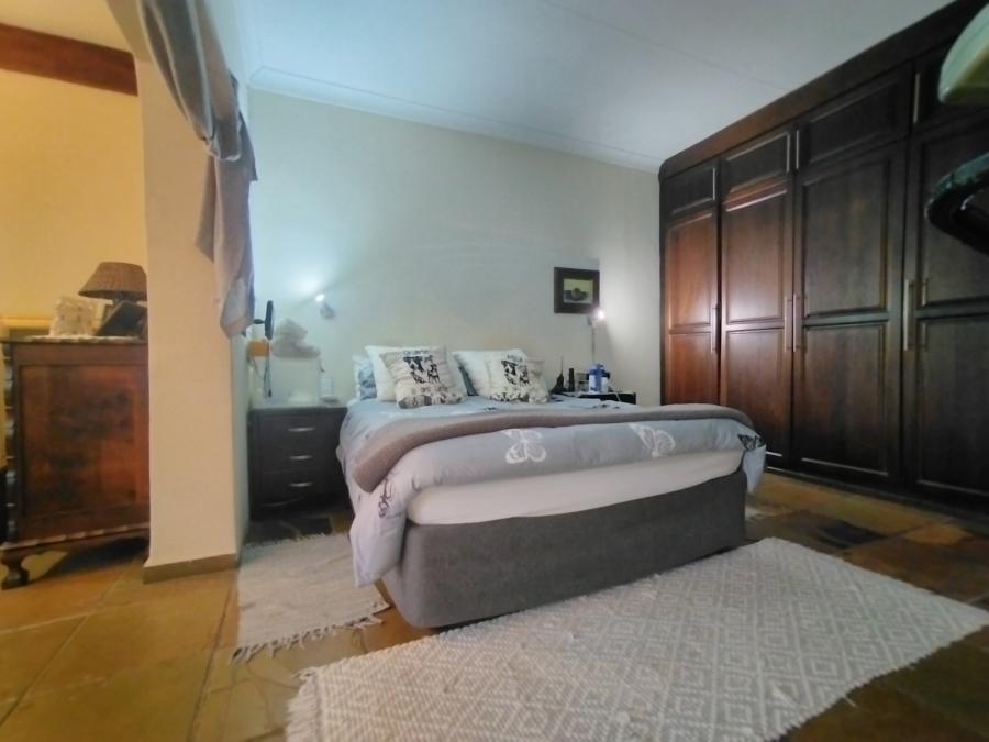3 Bedroom Property for Sale in Lukasrand Gauteng