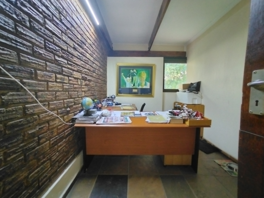 3 Bedroom Property for Sale in Lukasrand Gauteng