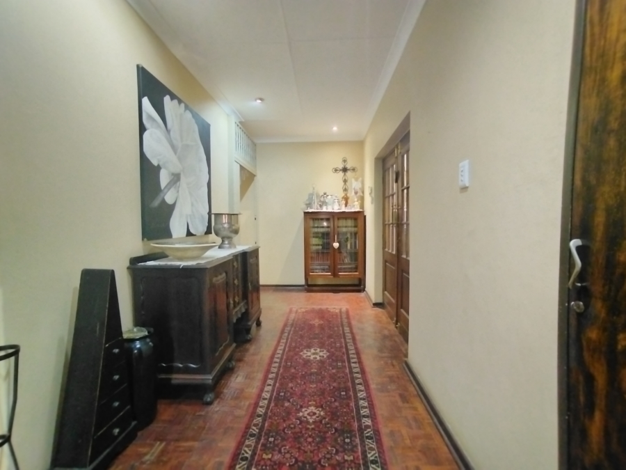 3 Bedroom Property for Sale in Lukasrand Gauteng