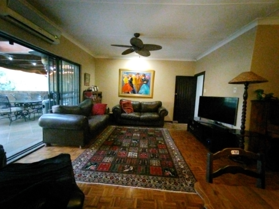 3 Bedroom Property for Sale in Lukasrand Gauteng