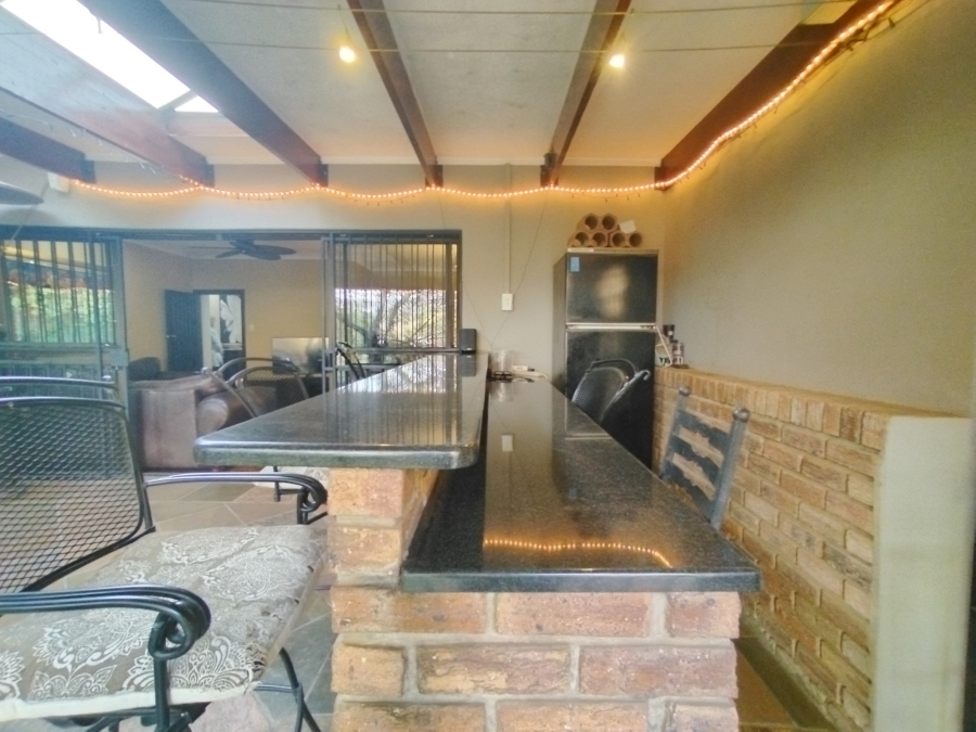 3 Bedroom Property for Sale in Lukasrand Gauteng
