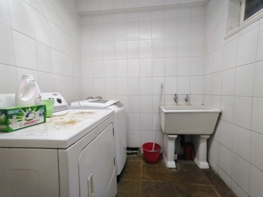 3 Bedroom Property for Sale in Lukasrand Gauteng