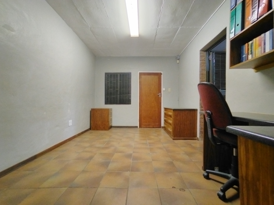 3 Bedroom Property for Sale in Lukasrand Gauteng