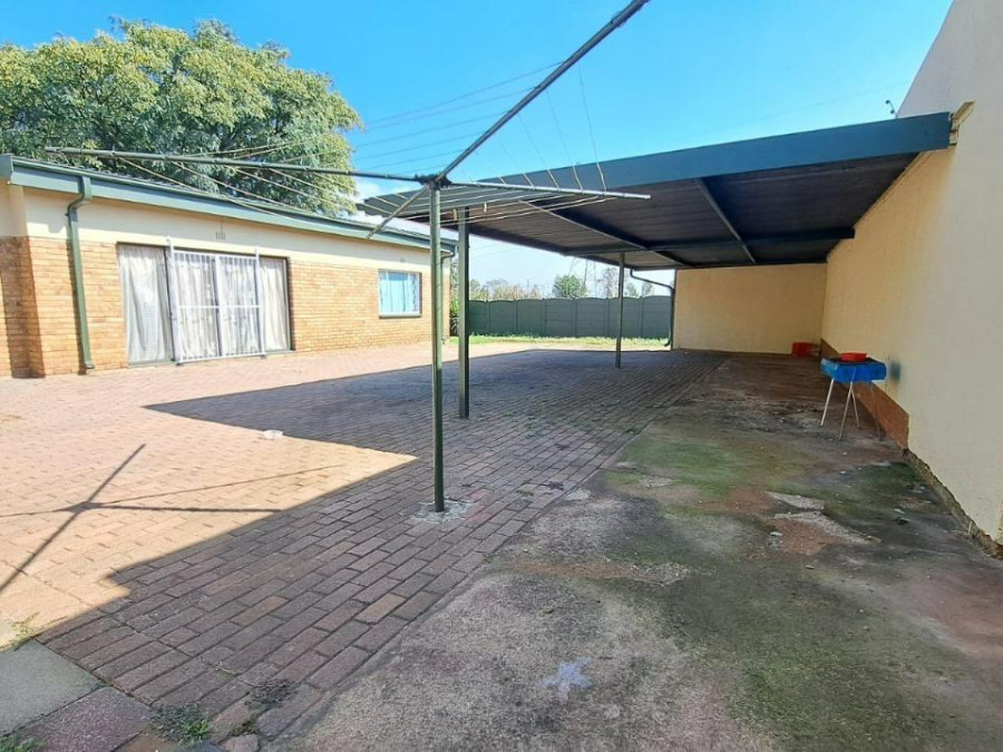 3 Bedroom Property for Sale in Farrar Park Gauteng