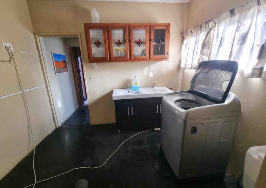 To Let 3 Bedroom Property for Rent in Waverley Gauteng