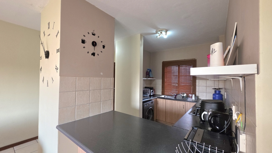 2 Bedroom Property for Sale in Eldo Lakes Estate Gauteng