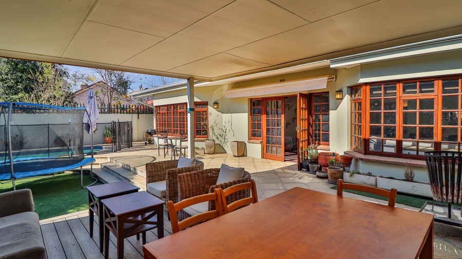 2 Bedroom Property for Sale in Norwood Gauteng