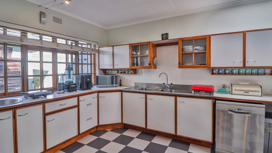 2 Bedroom Property for Sale in Norwood Gauteng
